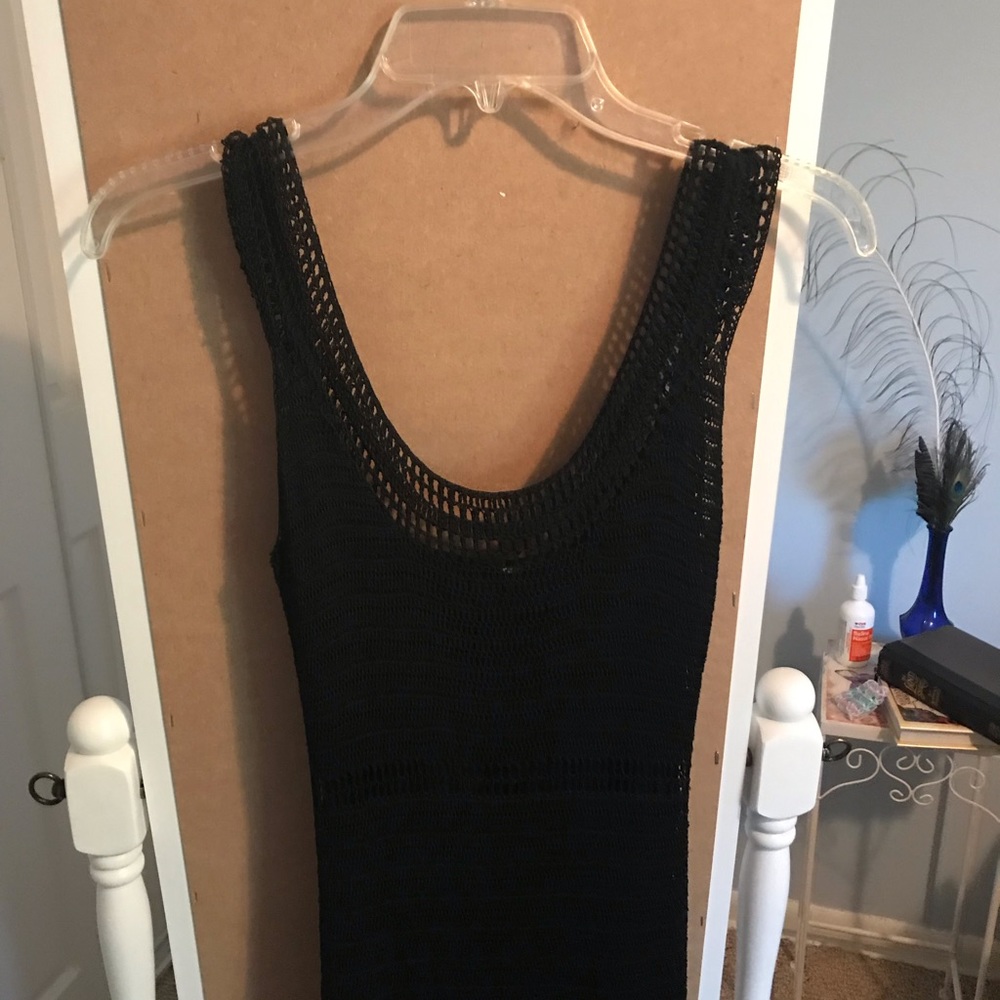 Sexy body hugging dress that has some stretch.